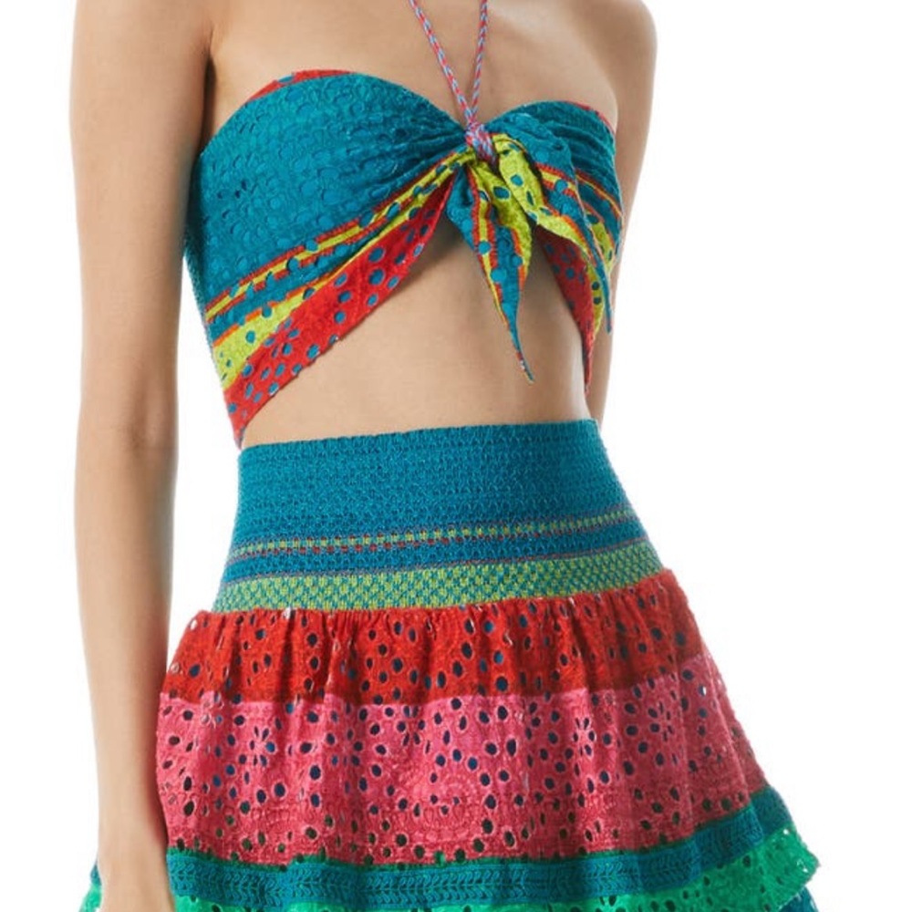 NWT- Alice + Olivia crop top